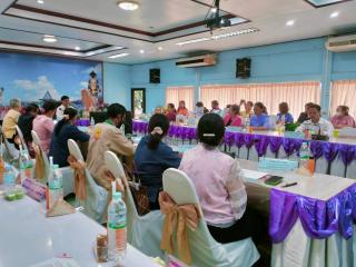 4. ไข่เค็มใบเตย ศรีมงคล